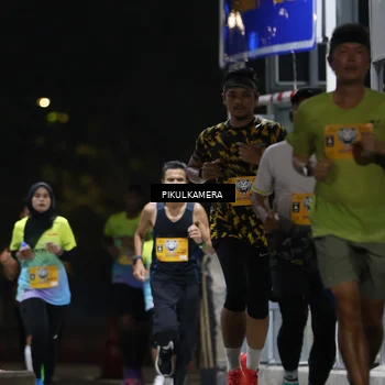 Runner Photo 7085403