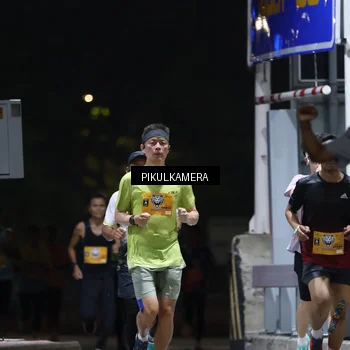 Runner Photo 7085407