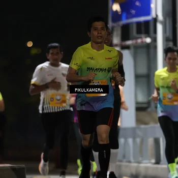 Runner Photo 7085426