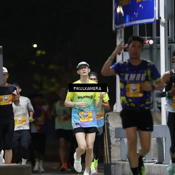 Runner Photo 7085454