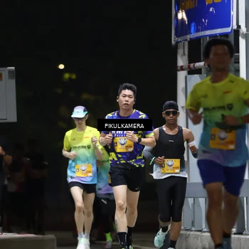 Runner Photo 7085464