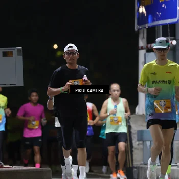 Runner Photo 7085466