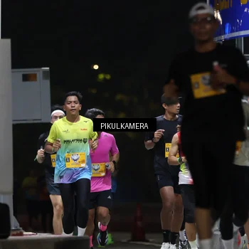 Runner Photo 7085471
