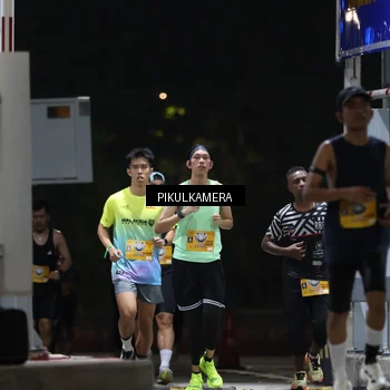 Runner Photo 7085490