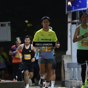 Runner Photo 7085505