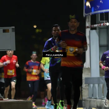 Runner Photo 7085507