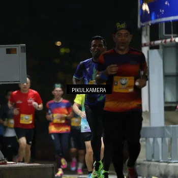 Runner Photo 7085508