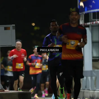Runner Photo 7085511