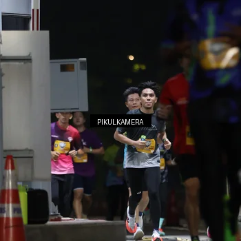 Runner Photo 7085516