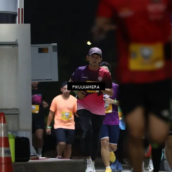 Runner Photo 7085525