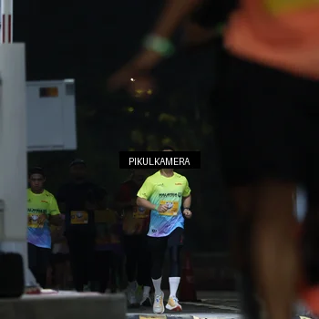 Runner Photo 7085538