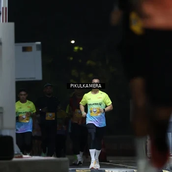 Runner Photo 7085540