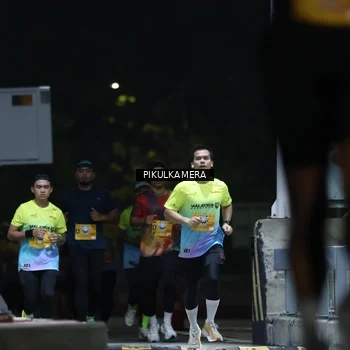 Runner Photo 7085546