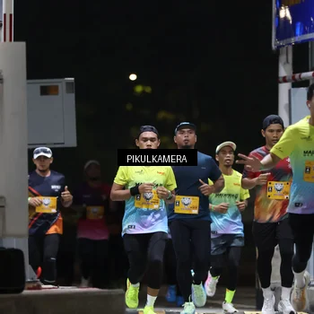 Runner Photo 7085548