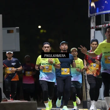 Runner Photo 7085553
