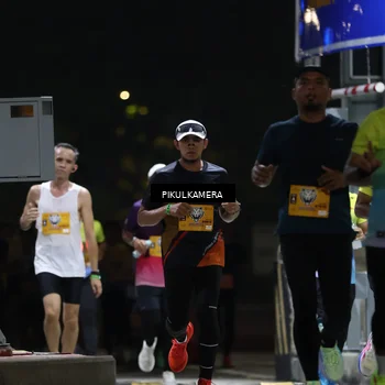 Runner Photo 7085560