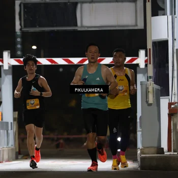 Runner Photo 7085579