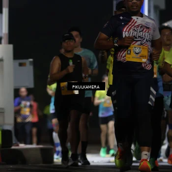 Runner Photo 7085586