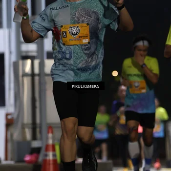 Runner Photo 7085588