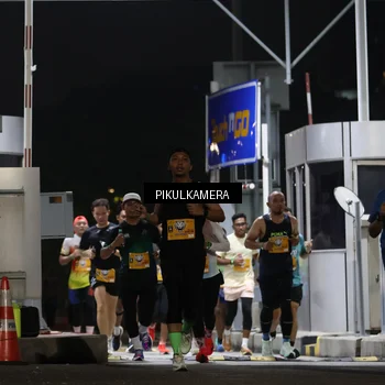 Runner Photo 7085611