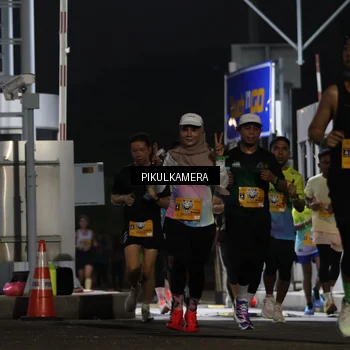 Runner Photo 7085619