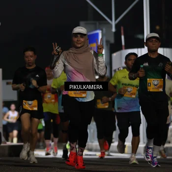 Runner Photo 7085621