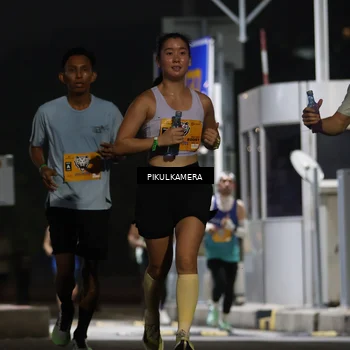 Runner Photo 7085640