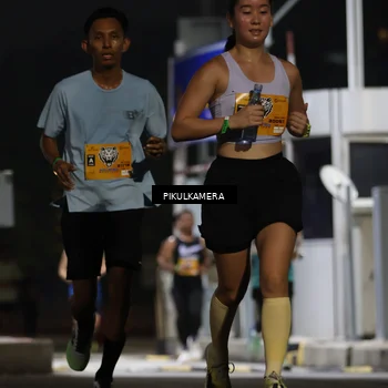 Runner Photo 7085644