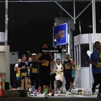 Runner Photo 7085648
