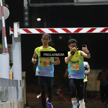 Runner Photo 7085662