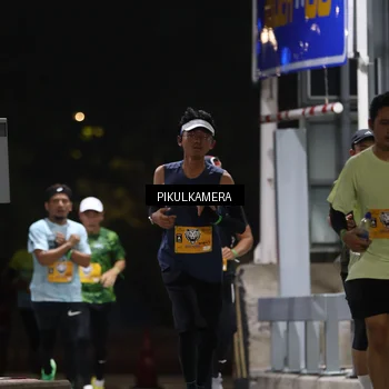 Runner Photo 7085663