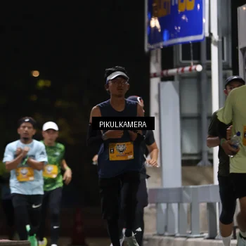 Runner Photo 7085666