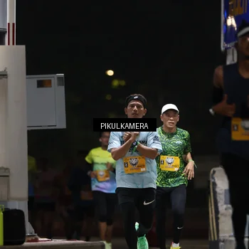 Runner Photo 7085671