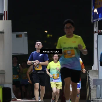 Runner Photo 7085679