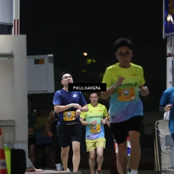 Runner Photo 7085683