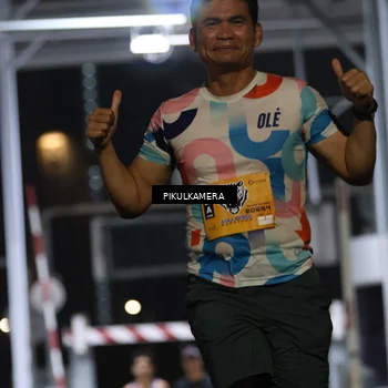 Runner Photo 7085690