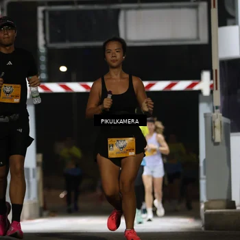 Runner Photo 7085691