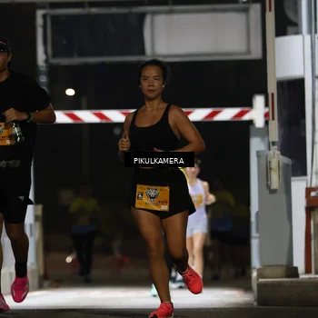 Runner Photo 7085695