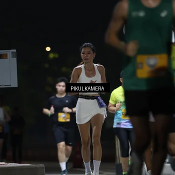 Runner Photo 7085703