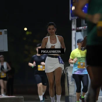 Runner Photo 7085706