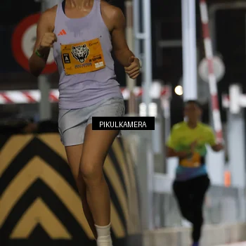 Runner Photo 7085714