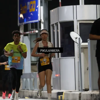 Runner Photo 7085719
