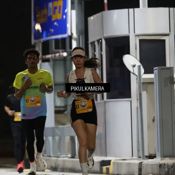 Runner Photo 7085722