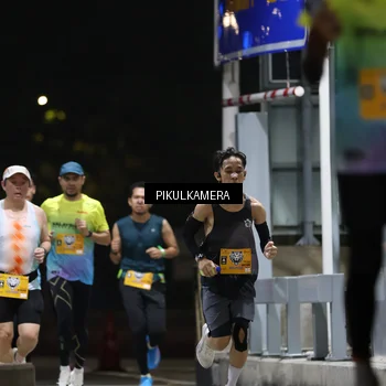 Runner Photo 7085726