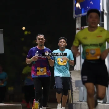 Runner Photo 7085767