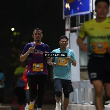 Runner Photo 7085770