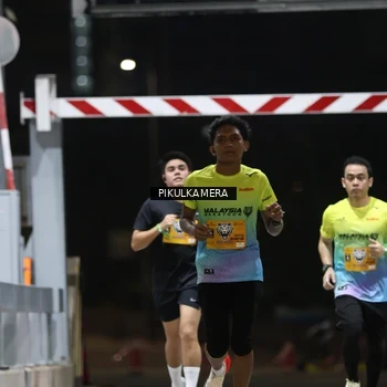 Runner Photo 7085773
