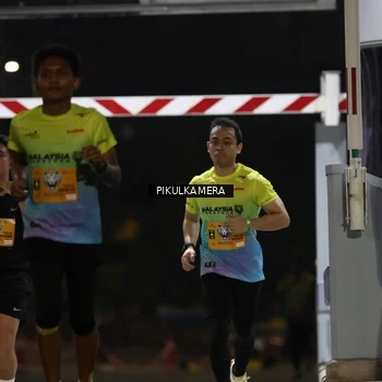 Runner Photo 7085778