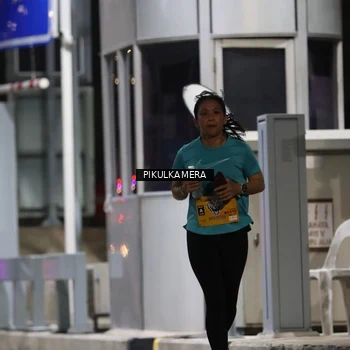 Runner Photo 7085786