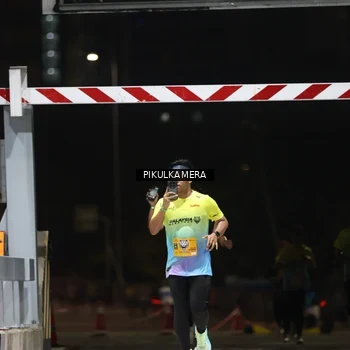 Runner Photo 7085796